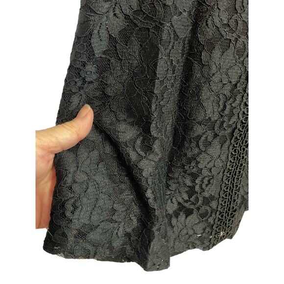 Cable & Gauge Black Lacy Top Size Small - Picture 3 of 11